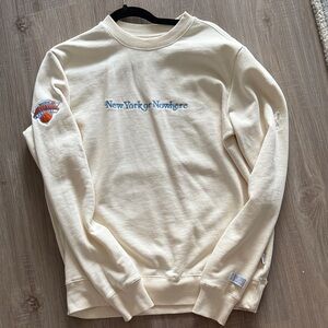 New York or Nowhere off white Crewneck Knicks size S women’s